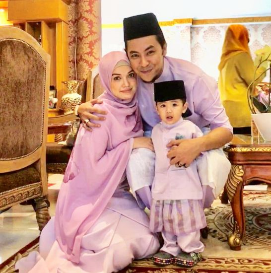 Sumayyah Nama Anak Kedua Syamsul Dan Puteri Sarah Hiburan Mstar