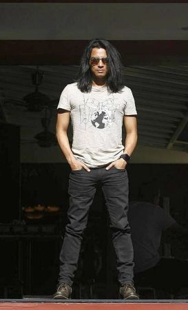 Faizal Tahir bakal muncul pada Konsert Kemuncak Suria FM 2012 pada Sabtu ini. 