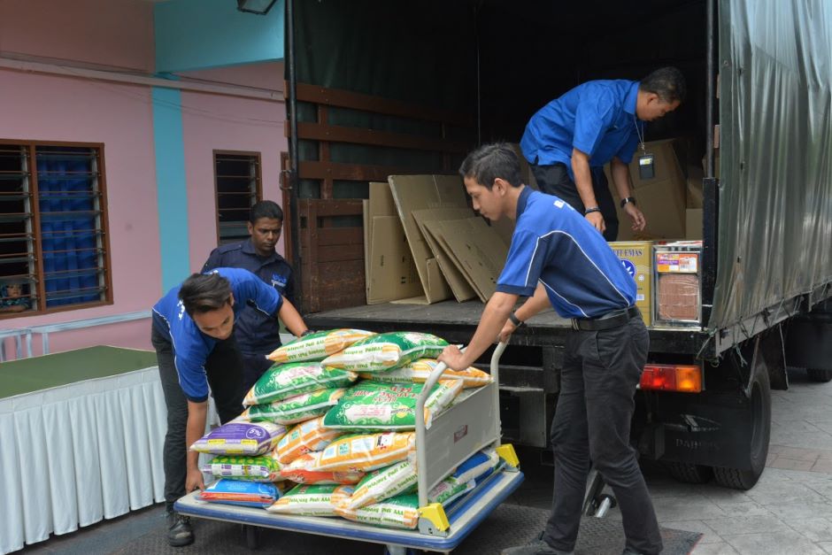 Kempen Mari Beramal PWTC Ringankan Beban Rumah Kebajikan ...