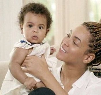 Beyonce bersama anak sulungnya Blue Ivy.