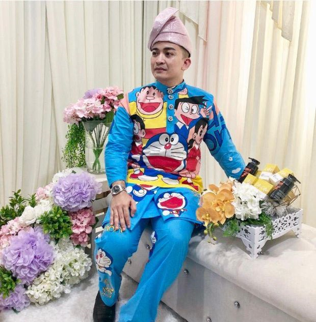 Pengantin  Doraemon   bersanding solo jadi tanda tanya 