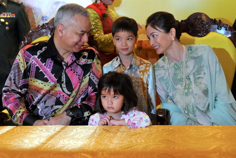 Tuanku Zara Jelita Bijak Dan Berkeperibadian Tinggi Semasa Mstar