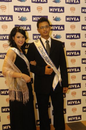 'Ultimate Prom King and Queen' yang dinobatkan baru-baru ini.