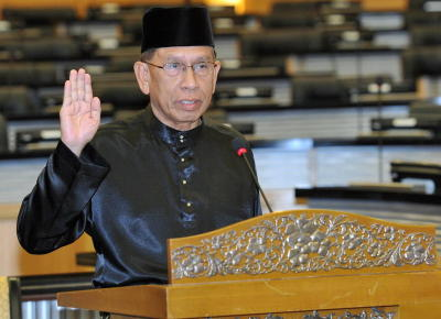 Tan Sri Abu Zahar Ujang