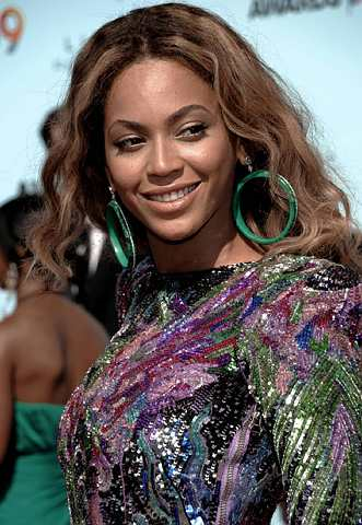 Beyonce telah menangguhkan konsertnya 'I am... Sasha Fierce' di Malaysia pada hujung minggu ini. -Foto AP 
