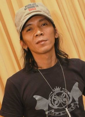 Bimbim Slank yakin Ariel akan kembali popular di kalangan peminat. 