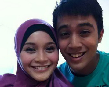 Anne & Aliff Aziz