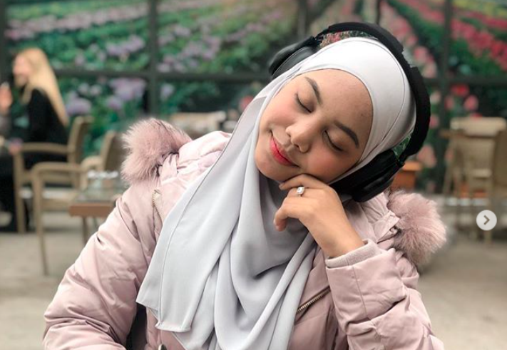 Sarah Suhairi ke London atas urusan keluarga - “Doakan saya baik-baik