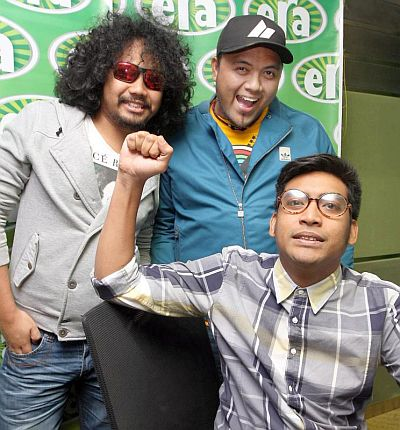 Barisan deejay Era FM iaitu Johan, Haniff dan Ray antara penyumbang kepada pengekalan pendengar stesen radio itu.