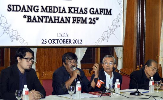 Sidang media Batnahan FFM 25 yang diadakan oleh Gabungan Persatuan Karyawan Filem Malaysia(Gafim) pada Khamis turut dihadiri oleh Zed Zaidi, Yusof Kelana dan Datuk M. Daud. 