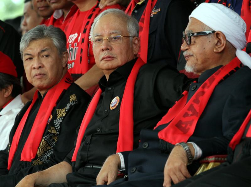 Najib, Hadi Kongsi Pentas Bantah Penindasan Etnik Rohingya ...