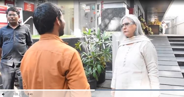 Jaya Bachchan marah peminat ambil gambar tanpa kebenaran ...