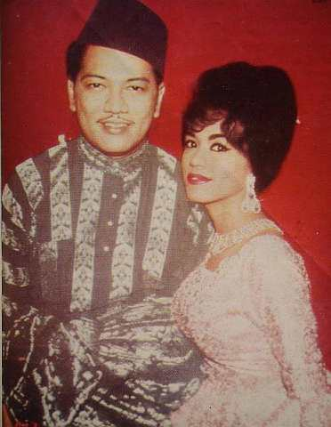 P.Ramlee dan Saloma, dua insan yang tiada gantinya.