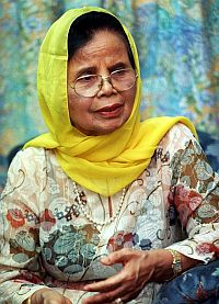 Veteran Umno, Aishah Ghani Meninggal Dunia - Semasa | mStar