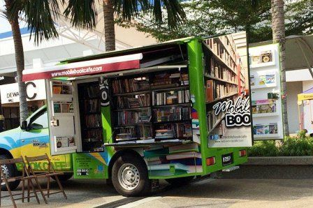 Mobilebookcafe, Kedai Buku Bergerak Pertama Di Malaysia ...