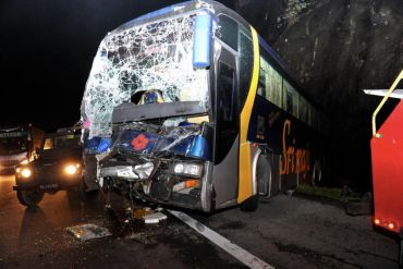 Pemandu Bas Maut 10 Penumpang Cedera Dalam Kemalangan Dekat Gopeng Semasa Mstar