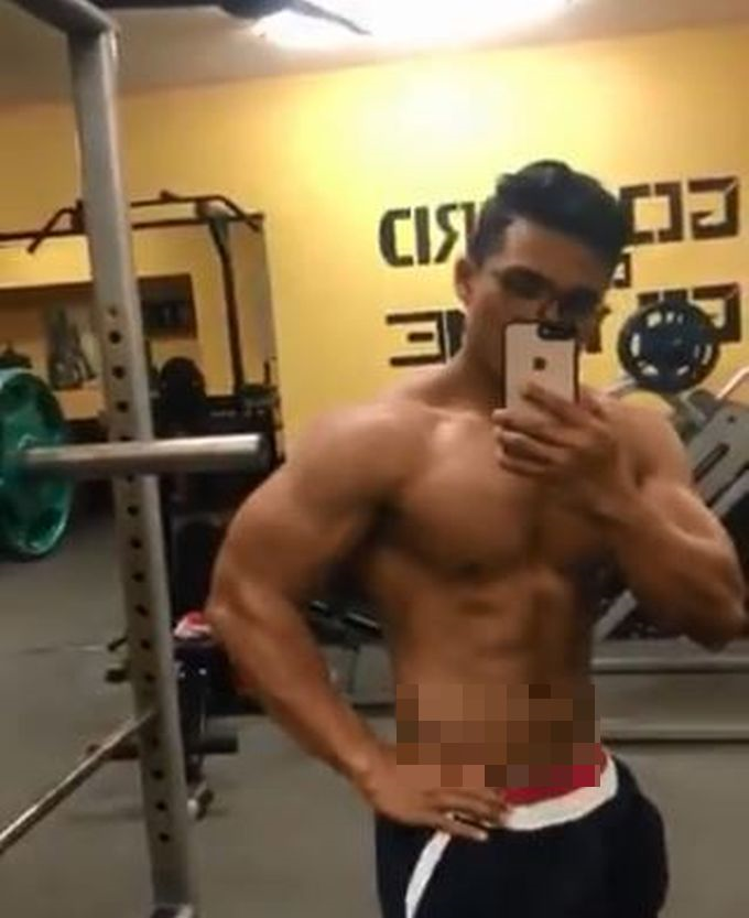 Video 25 saat tunjuk six pack bawa padah, pemuda jadi mangsa body 