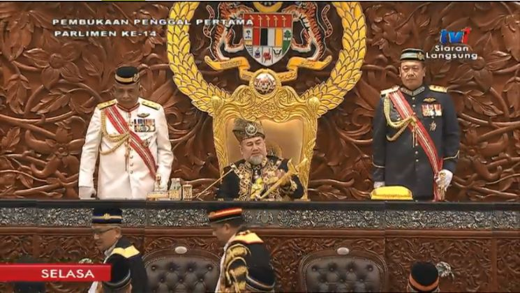 Titah Agong “jangan Lari” Gamatkan Dewan Rakyat - Semasa | MStar