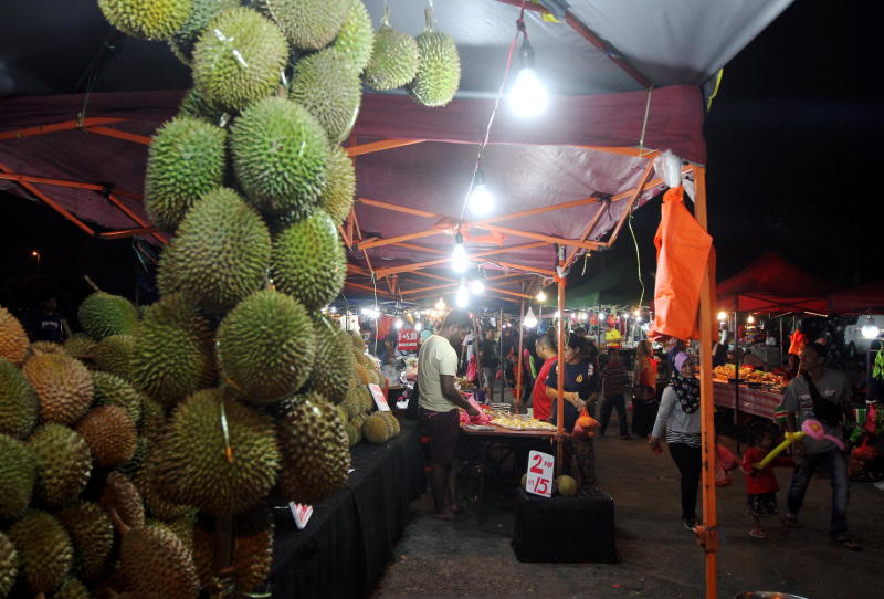 Pasar malam, dobi layan diri dilarang beroperasi sepanjang 