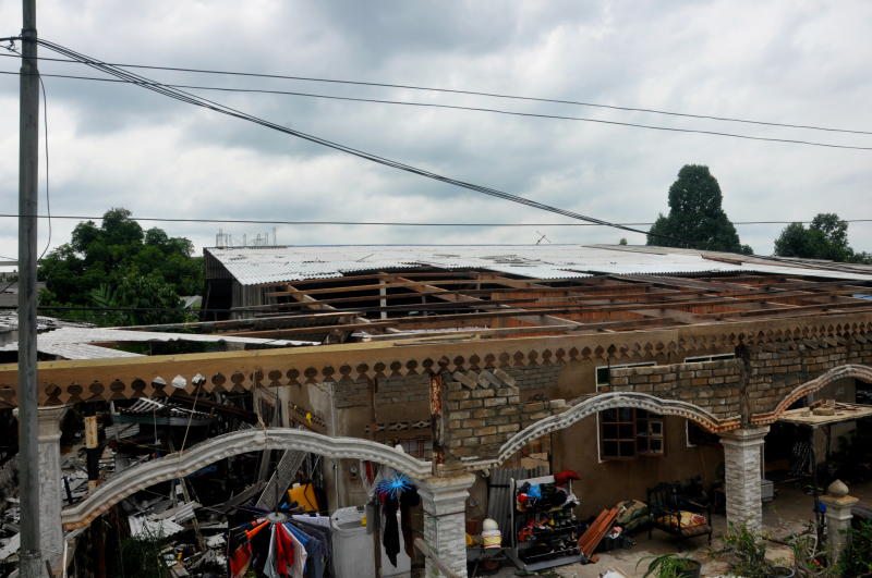  Bunyi  Bising Rupanya Kesan Atap  Rumah  Tercabut Mangsa Semasa mStar