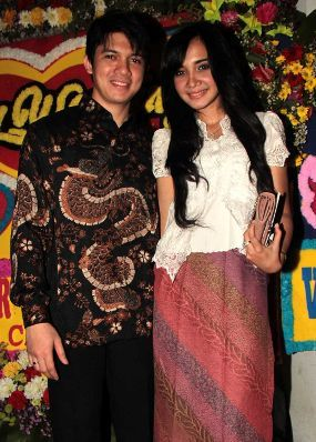 Irwansyah dan Zaskia Sungkar