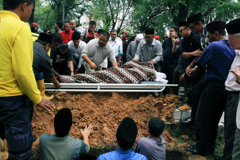 Mustapha Maarof Hilang Kasih Sayang Ayah Isteri Hiburan Mstar