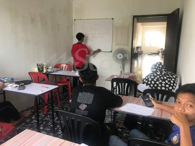 Guru sekolah antarabangsa berhabis RM7,000 buka pusat tuisyen 