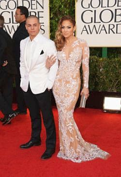 Casper dan JLo tampil mesra ketika menghadiri Anugerah Golden Globe baru-baru ini. 