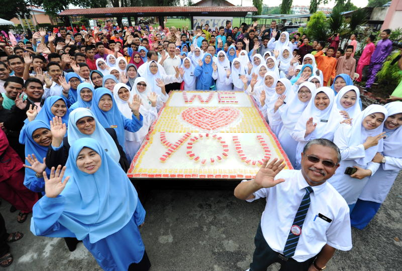 Nostalgia Hari Guru Siapa Paling Nakal Suka Prank Cikgu Figura Mstar