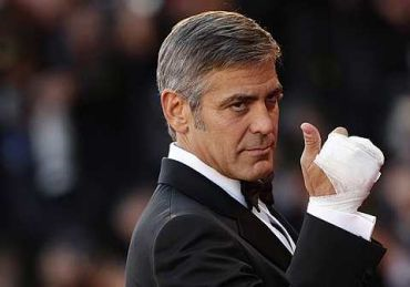 Pelakon popular George Clooney, bergambar ketika tiba di Festivel Filem Venice 8 september lepas. foto-REUTERS 