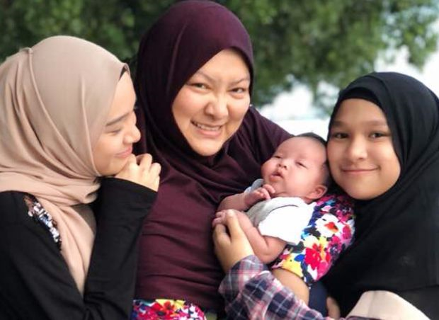 Cantiknya Anak Abby Abadi Di Hari Jadi Macam Bertunang Gempak