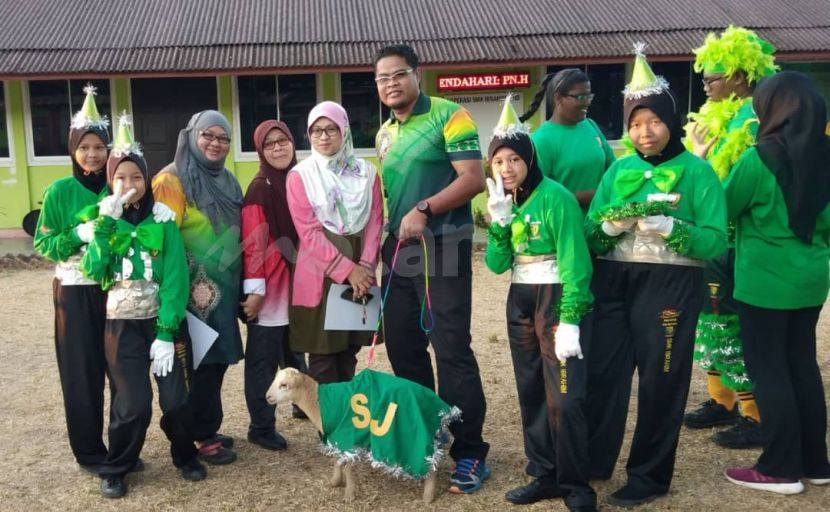 maskot rumah sukan hijau