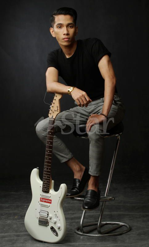 Get Naim Daniel Gaduh Gif