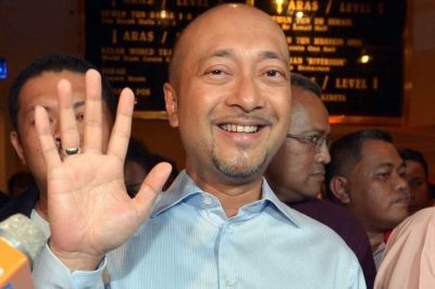 Mukhriz Mahathir.
