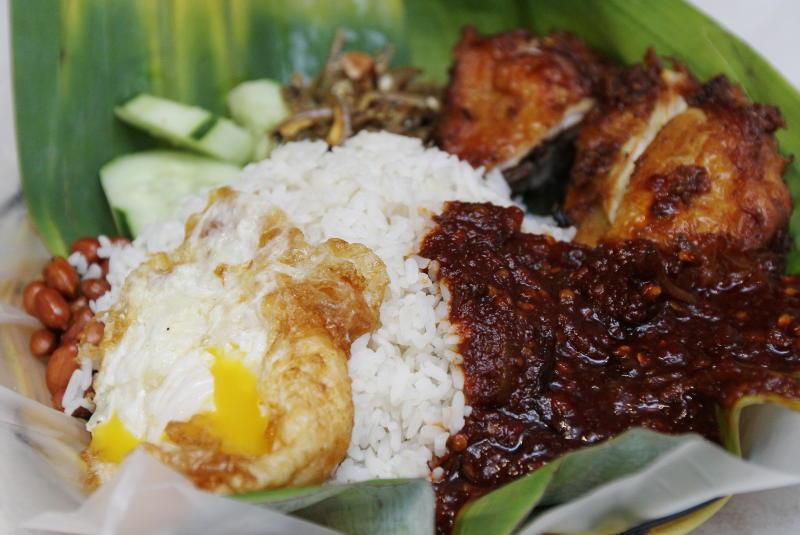 Bimbang perut lapar akibat berpuasa? Kurangkan makanan ...