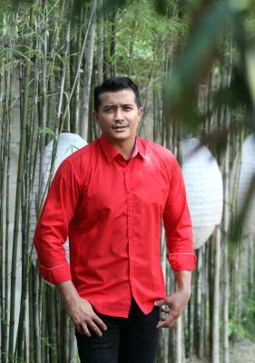 Aaron Aziz 