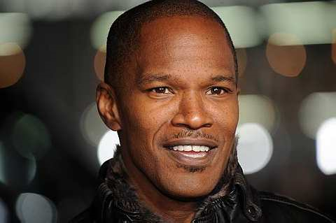  Pelakon Jamie Fox dikatakan sedang keluar dengan Kriste Alley.