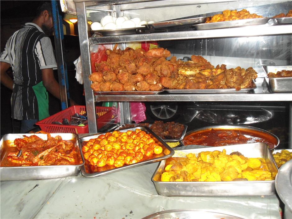 Nasi kandar pokok ketapang