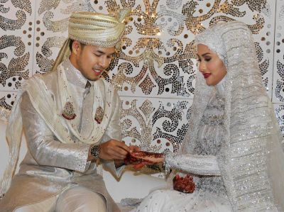 Fouziah Gous sah bergelar isteri kepada Md Zhafran Md Yusof dengan hanya sekali lafaz. Foto RICKY LAI / THE STAR 