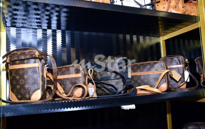 Dimanakah kedai untuk menjual beg berjenama Louis Vuitton