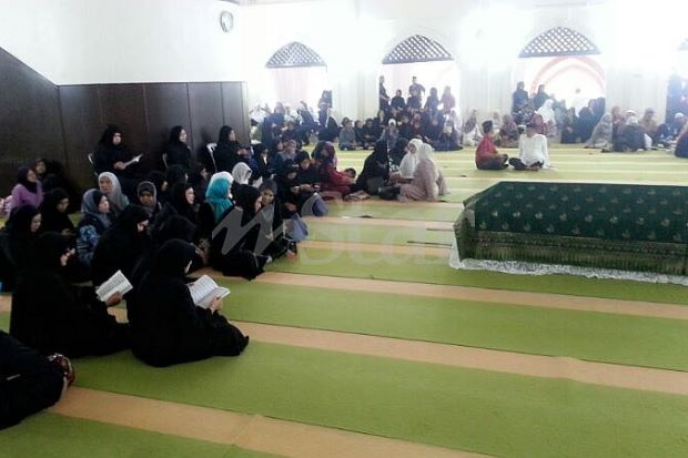 Jenazah Sharifah Aini Selamat Dikebumikan - Hiburan  mStar